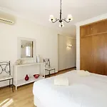 White By Sapvillas * Vilamoura