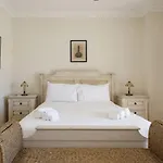 White By Sapvillas * Vilamoura