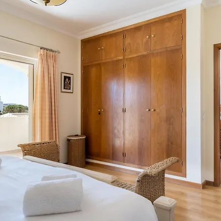 White By Sapvillas * Vilamoura