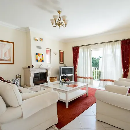 White By Sapvillas Vilamoura