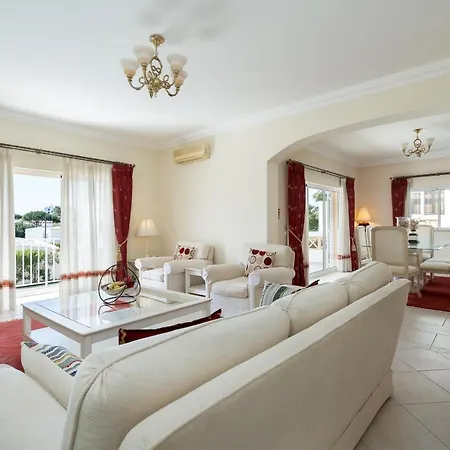 White By Sapvillas וילה