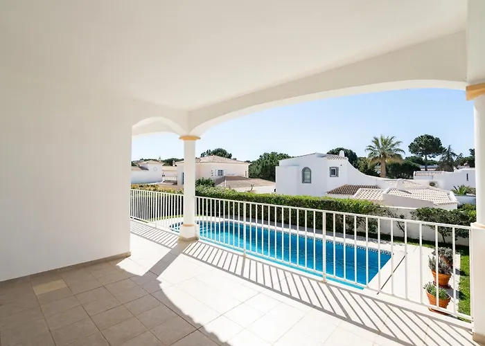 White By Sapvillas * Vilamoura