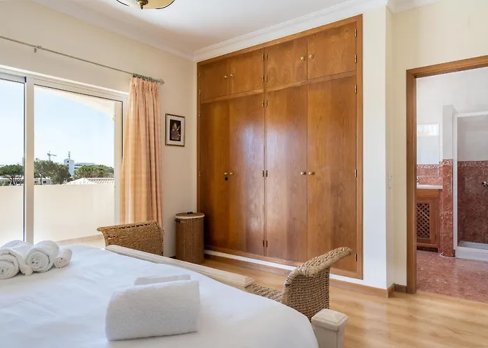 White By Sapvillas * Vilamoura