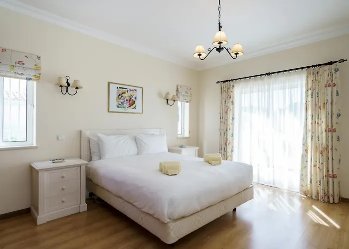 White By Sapvillas Vilamoura